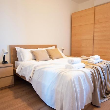 I Host Apartment - Sant'Agostino 7 ミラノ エクステリア 写真