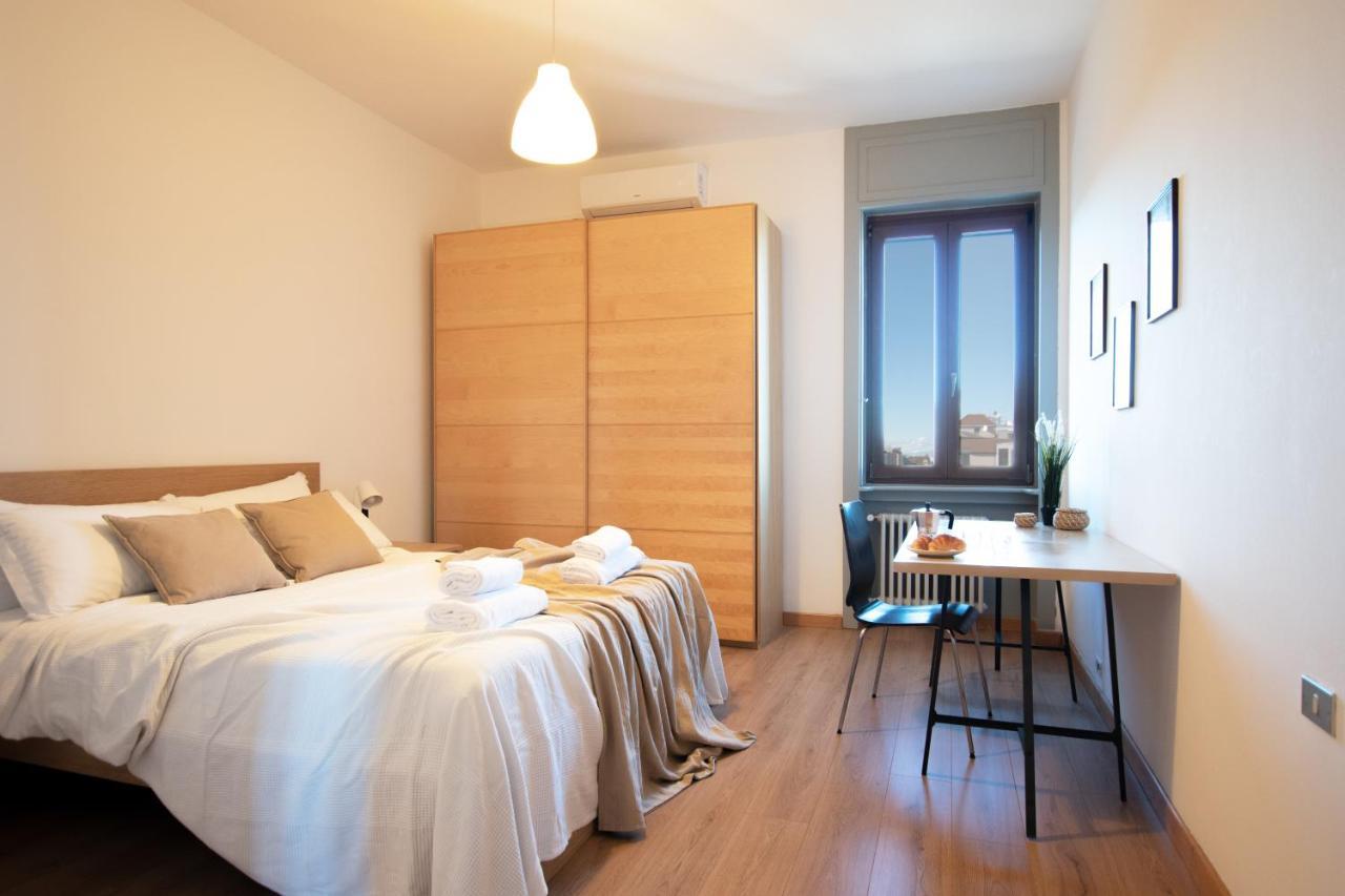 I Host Apartment - Sant'Agostino 7 ミラノ エクステリア 写真